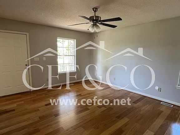 4th image of 349 E Myles Ln