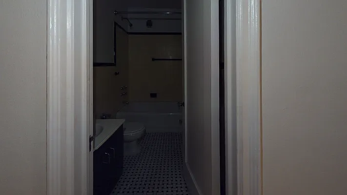 Rented by Bond New York | media 38