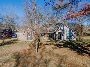 204 Ridge Park Cv N, Raymond, MS 39154