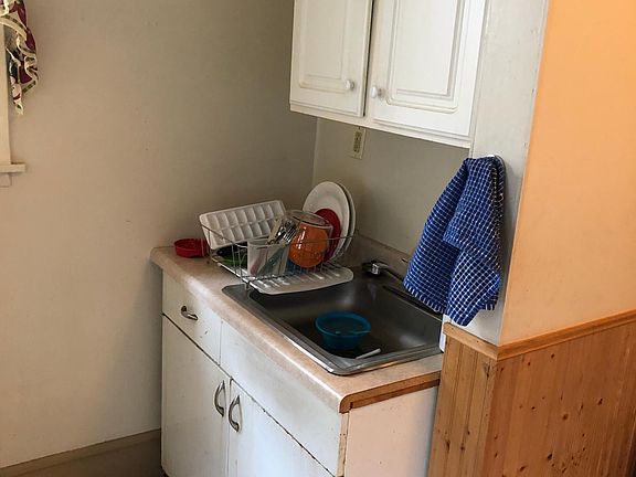 2nd image of 3546 E Layton Ave #_b