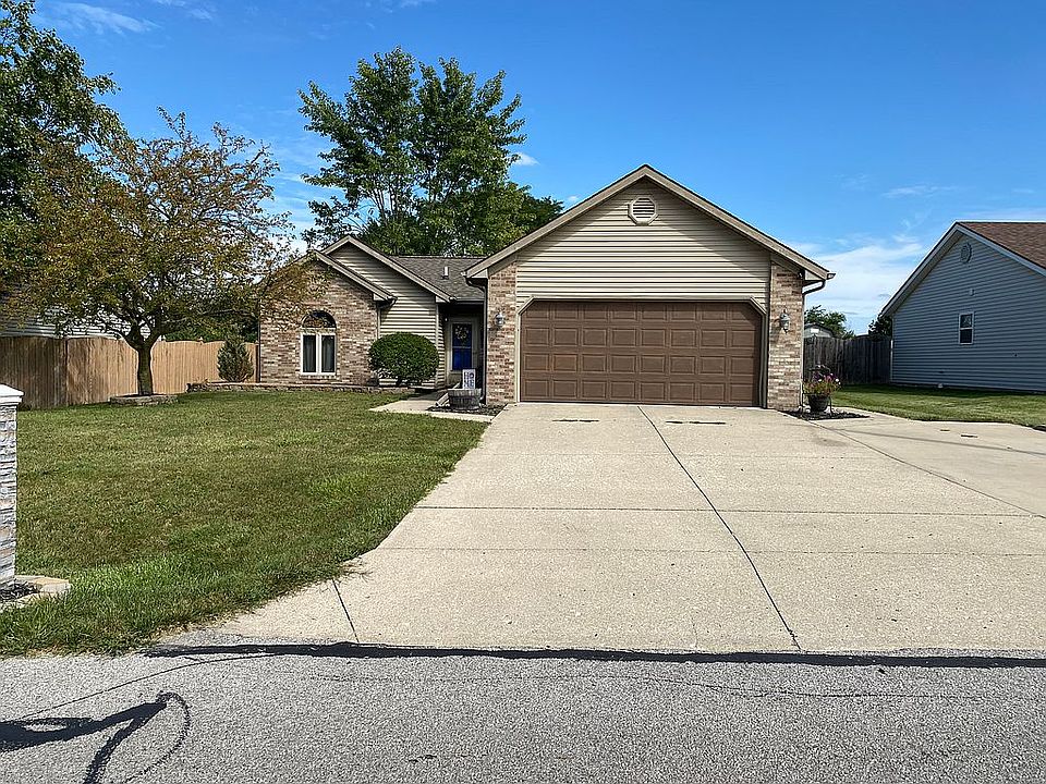1st image of 111 Autumn Hills Dr