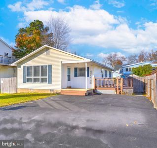 1208 Oak Ave, Shady Side, MD, 20764