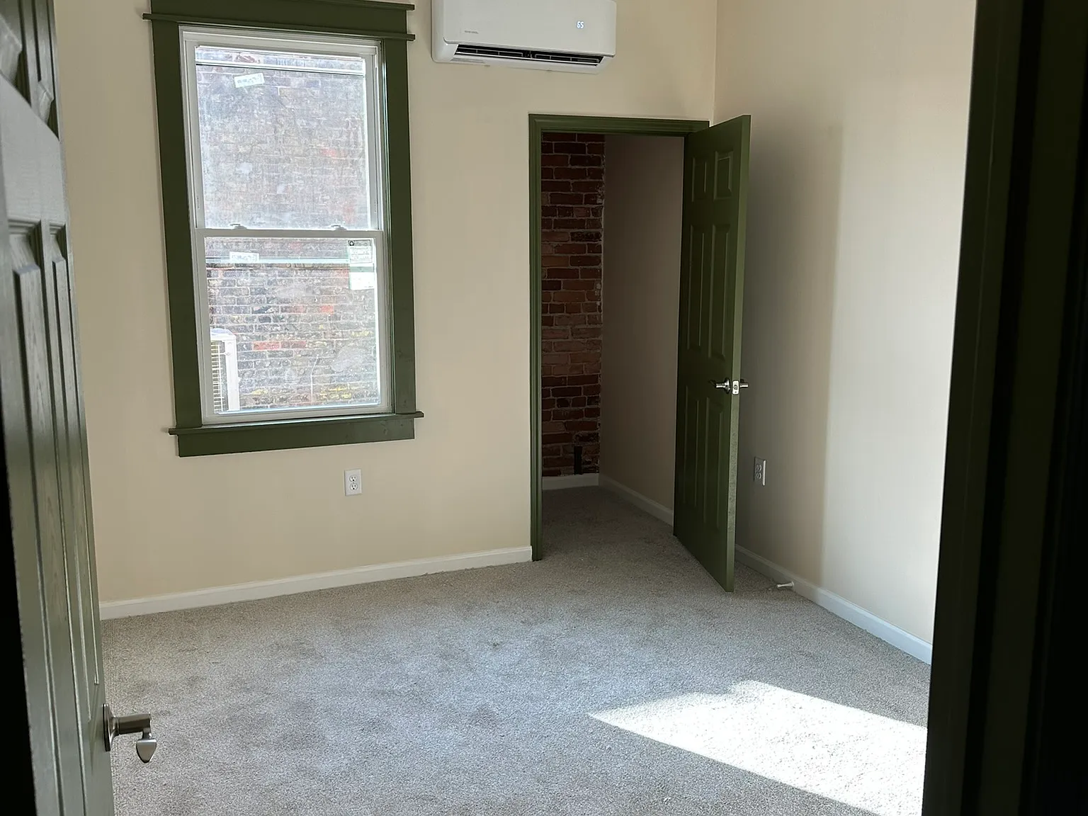 2 bed, 1200 sqft, $1,450 — Photo 4