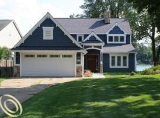6475 Alden Dr, West Bloomfield, MI