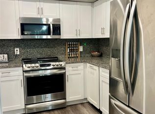 4040 N Hills Dr APT 25, Hollywood, FL 33021