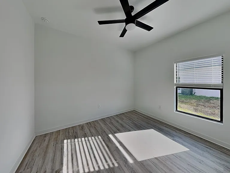 1120 Bismarck Rd — Photo 13