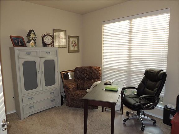 5th image of 6817 Elderberry Dr