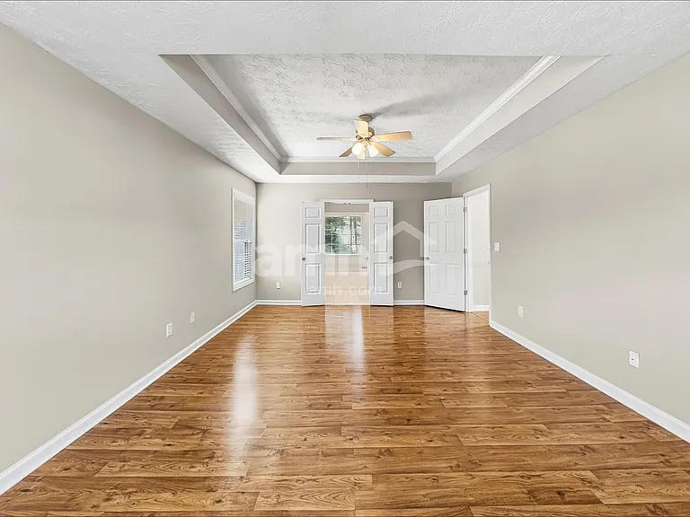 834 Glen Abbey Dr — Photo 10