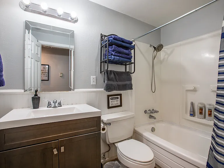 1020 E Diamond Way — Photo 29