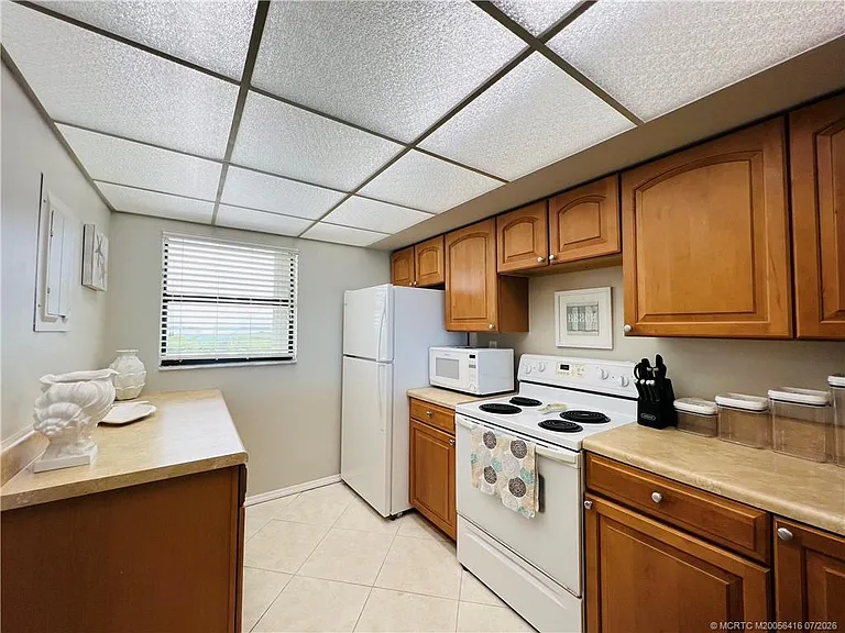 9400 S Ocean Dr #1003-B — Photo 6