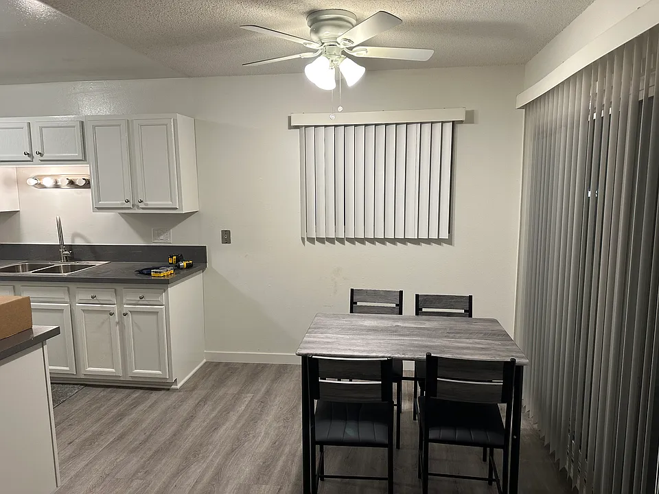 419 N Tustin Ave #A