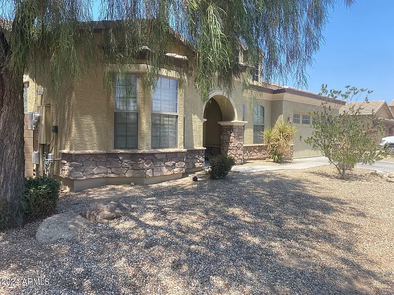16192 W Cocopah St — Photo 2