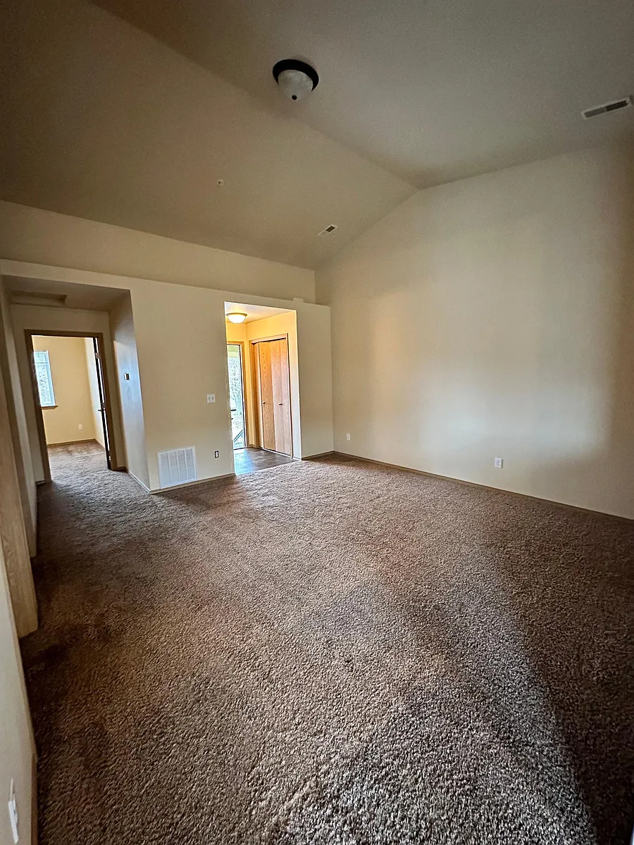 Building Photo - 3032 W Brandywine Ln #11