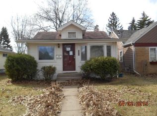 2072 4th St E, Saint Paul, MN 55119