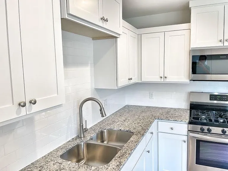 591 Cresswell Dr — Photo 11