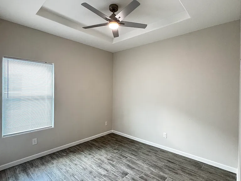 4004 Ventura Ave #2 — Photo 14