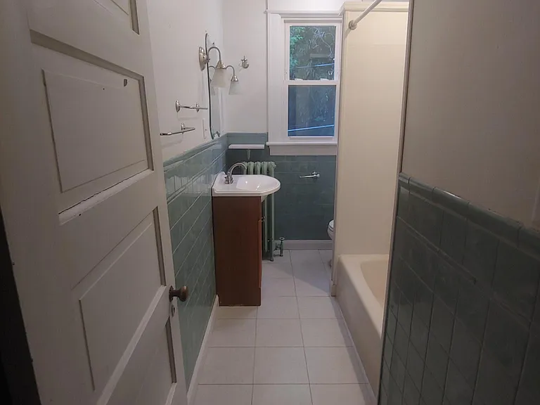 85 Main St #1 — Photo 18
