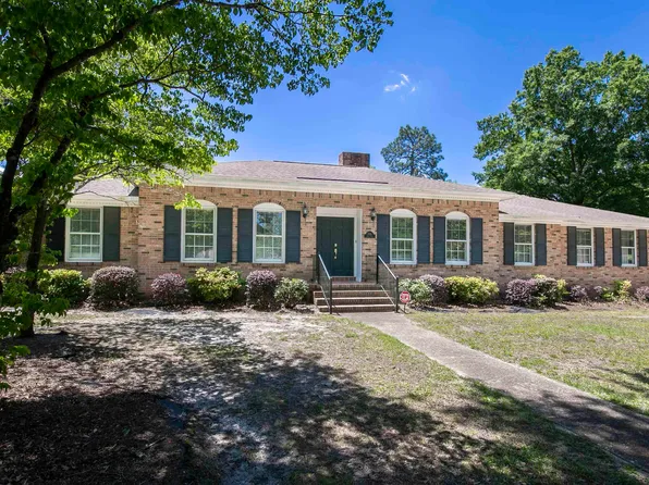 1301 Sand Oak Dr, Lugoff, SC 29078