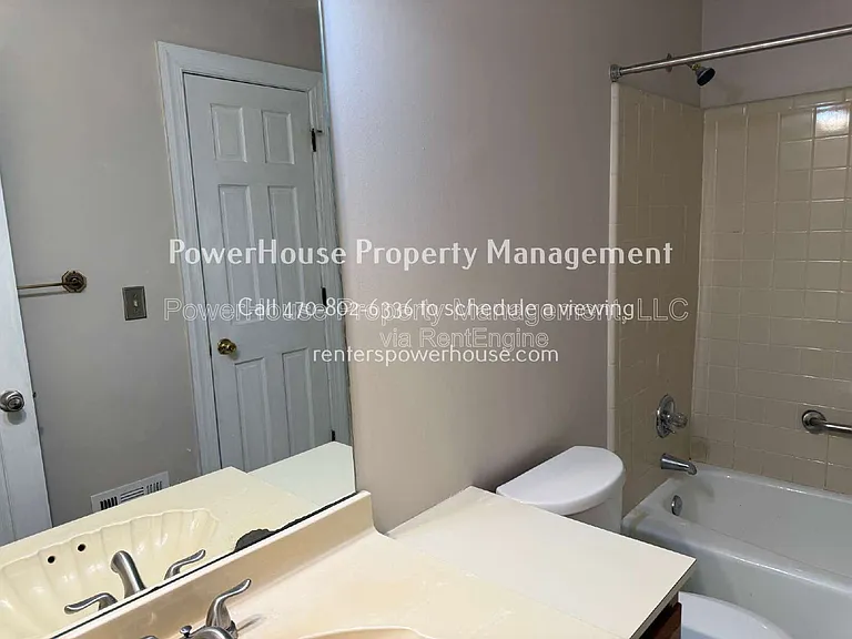 3209 Henderson Walk — Photo 10