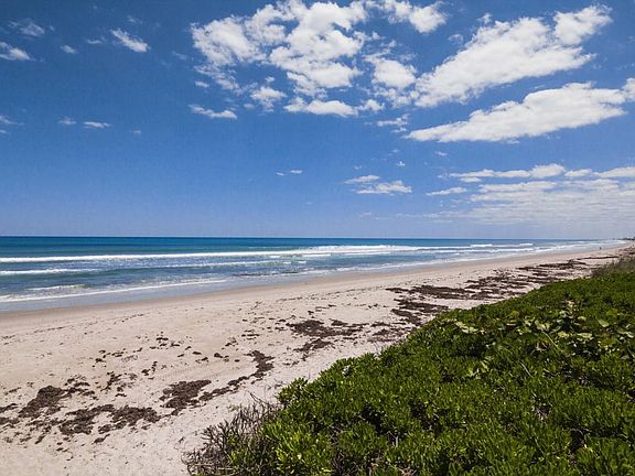 3rd image of 307 Highway A1a APT 4