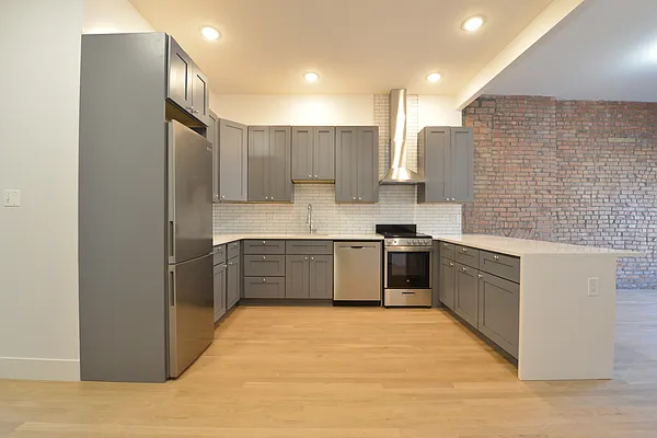 Rented by Corcoran | media 2