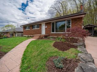 5 Donald St, Cambridge, ON N1S2H1