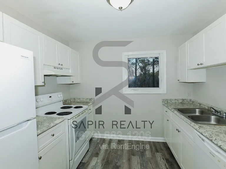 166 Anderson Ave NW #B12 — Photo 8
