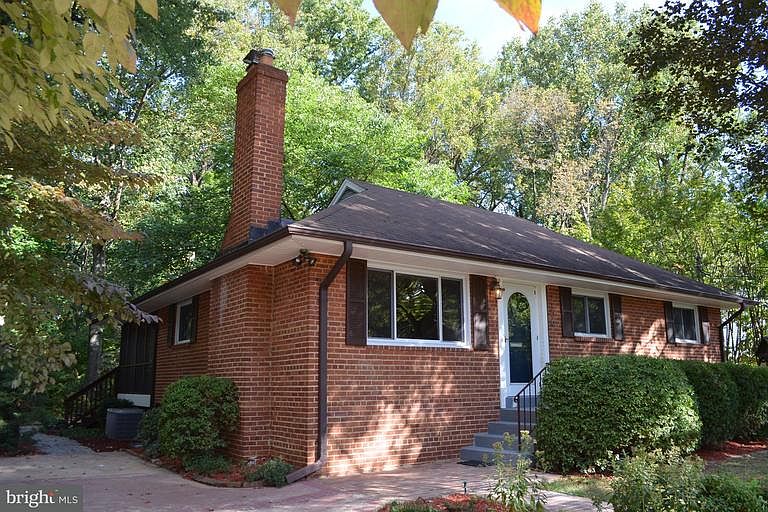 1st image of 7106 Cynthia Ct