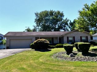 1298 N Rd Se, Warren, OH 44484