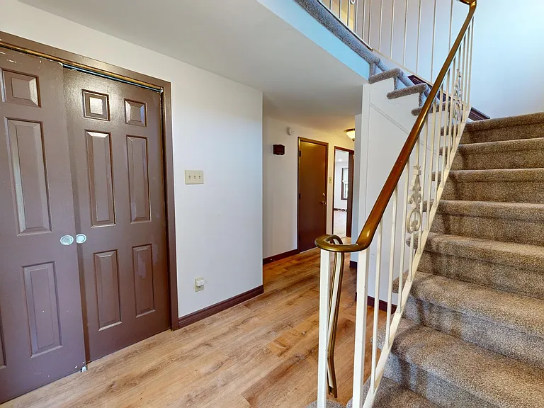 260 Taylor St — Photo 3