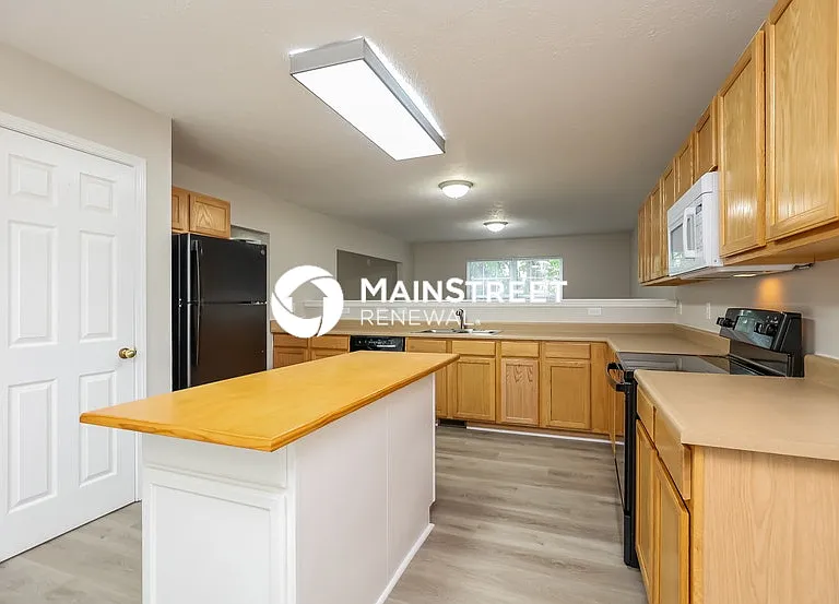 421 Scotts Creek Trl — Photo 4