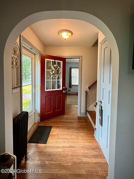 3rd image of 9 Oak St