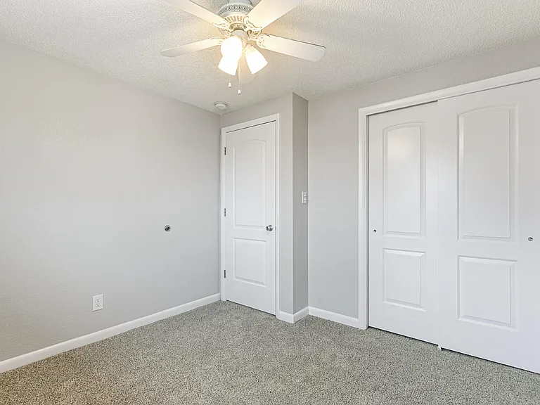 4510 Everett Ct — Photo 10