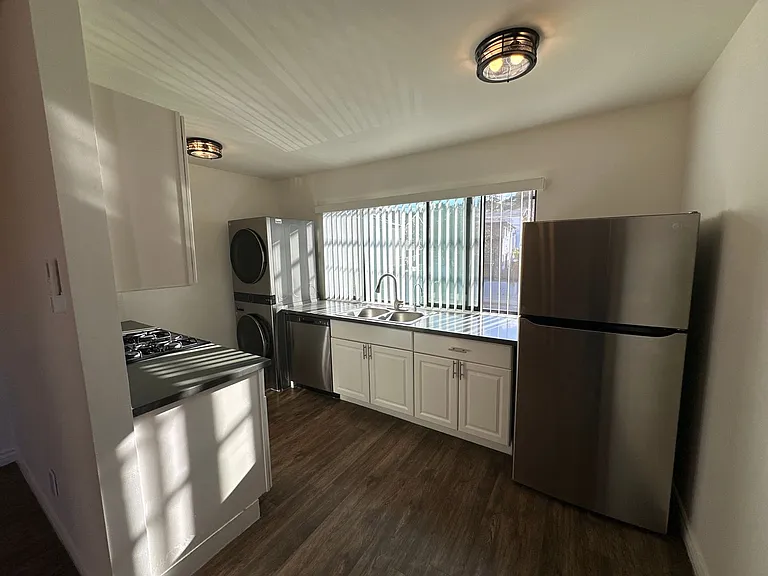 6607 N. Figueroa St. — Photo 16