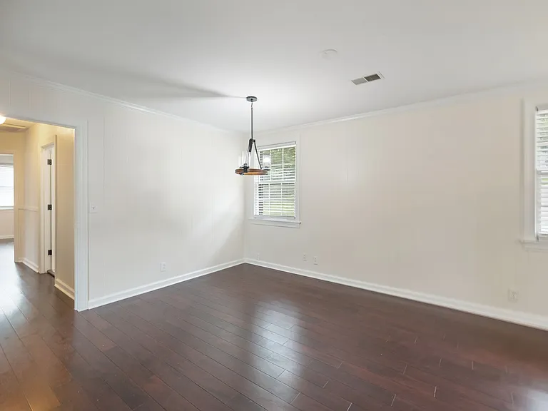 124 Denise Dr — Photo 14