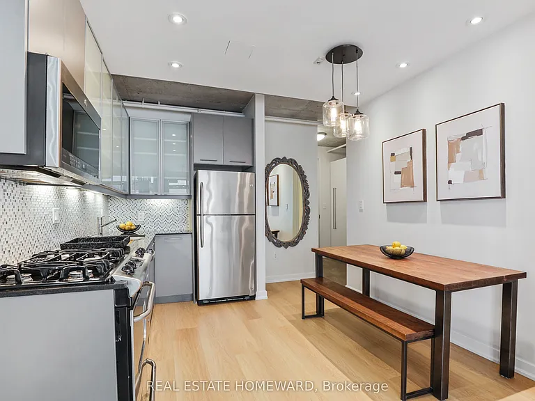 533 Richmond St W #704 — Photo 14