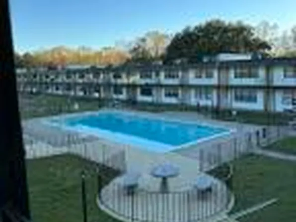 6601 Dorchester Rd Unit 5, North Charleston, SC 29418