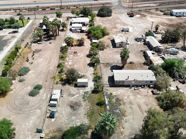 512 E Holton Rd, El Centro, CA 92243