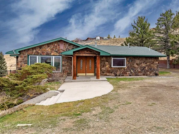 604 Date St, Cody, WY 82414
