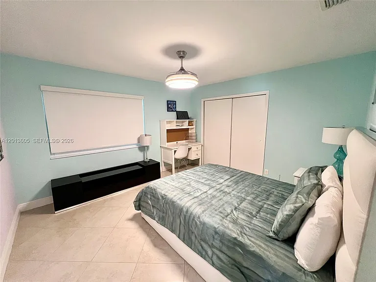 101 SW 58th Ave — Photo 18