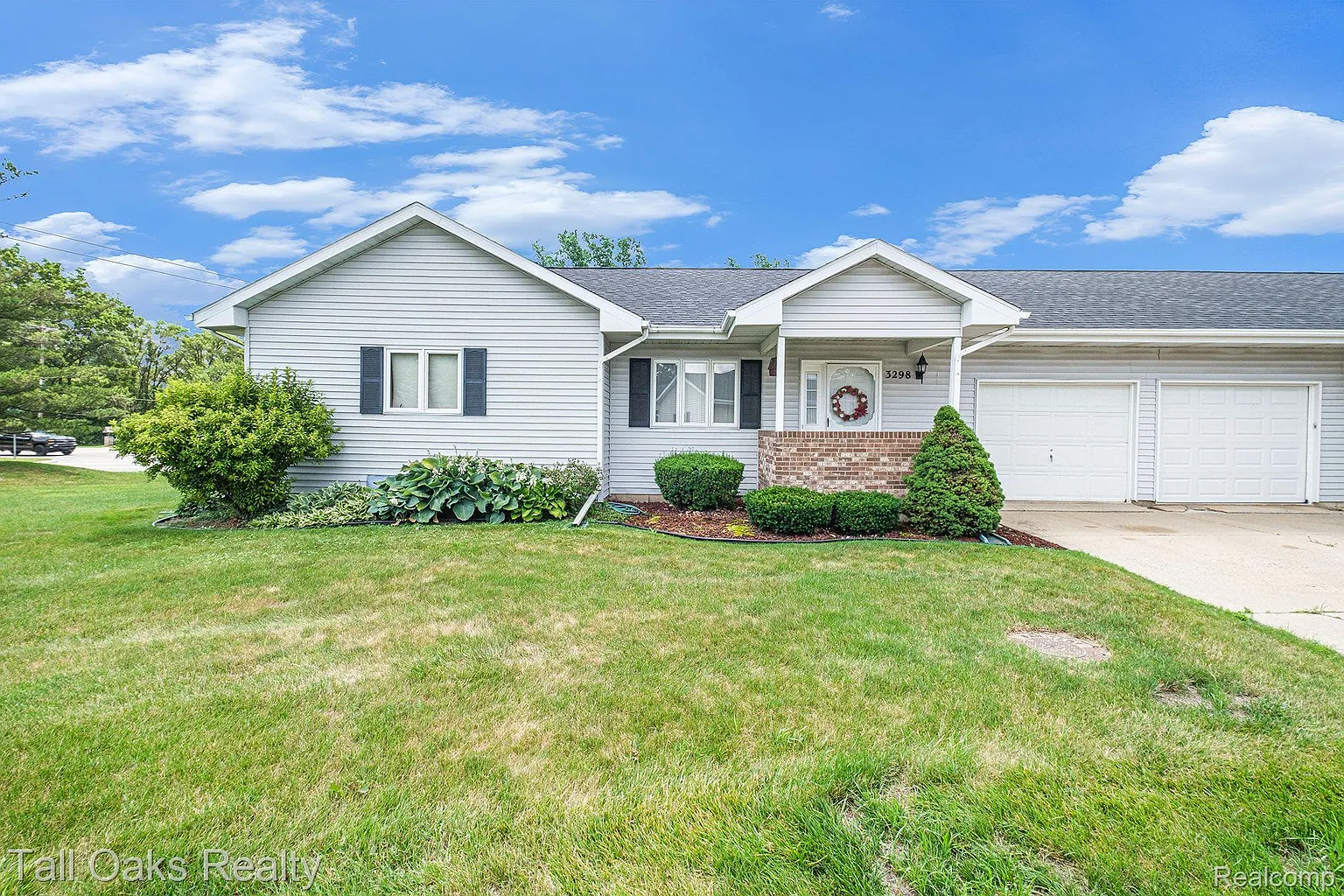 3298 Pine Villa Ct photo 1
