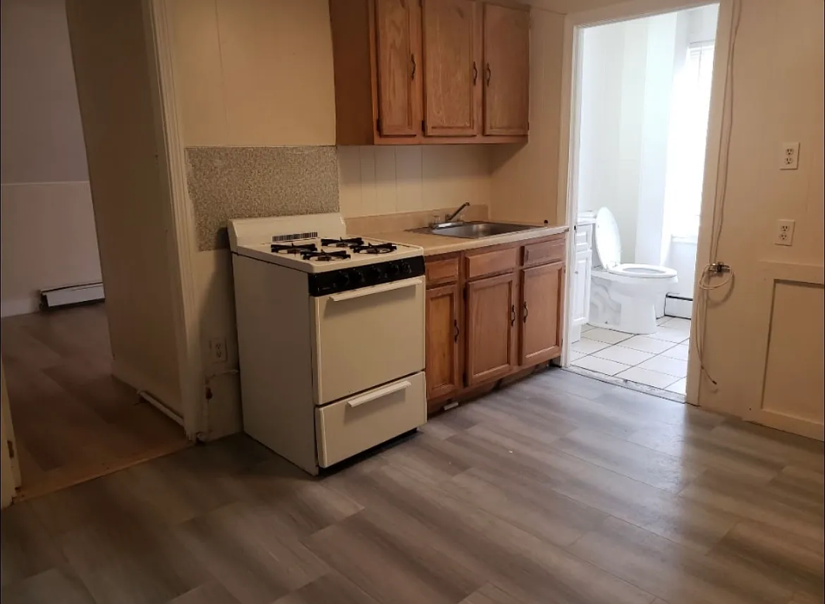 1 bed, 400 sqft, $1,450 — Photo 2