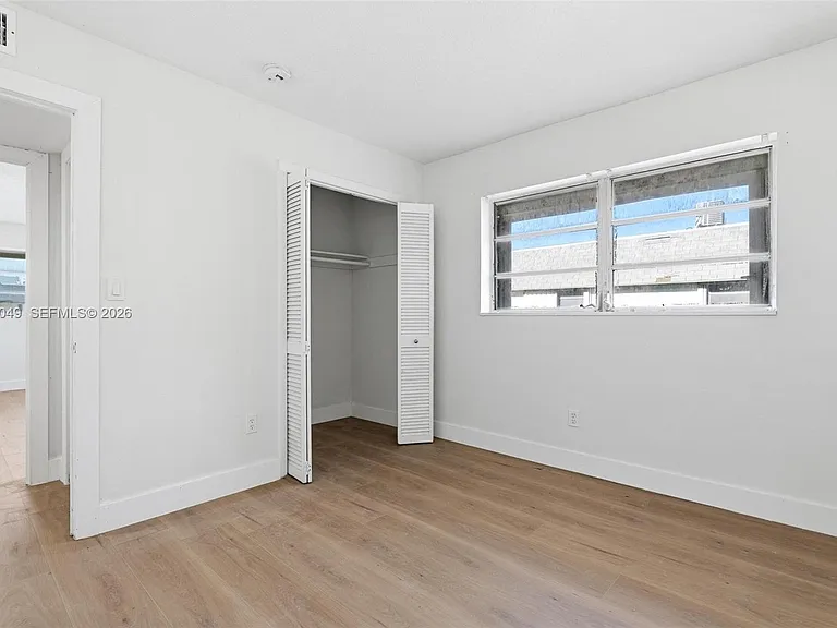 15205 NE 6th Ave #D305 — Photo 7
