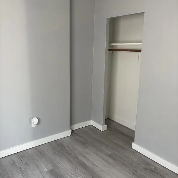 1101 Century Dr NE — Photo 7