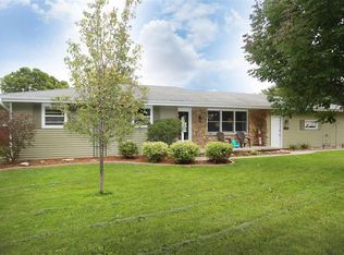 1880 Paul Dr, Kaukauna, WI 54130