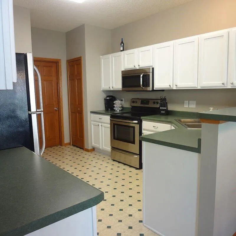 2 bed, 1650 sqft, $2,400 — Photo 4