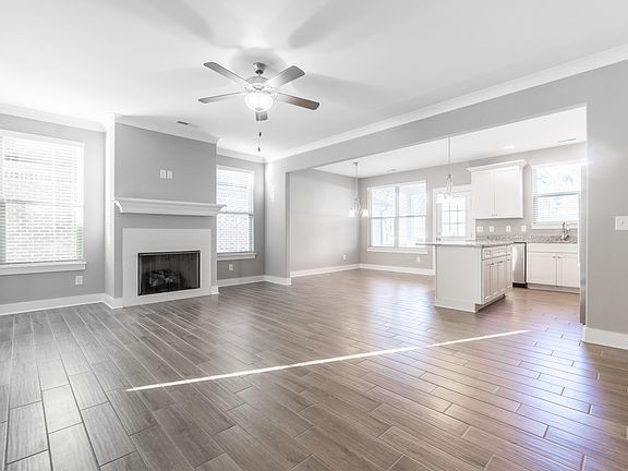 3rd image of 8129 Double Eagle Ct