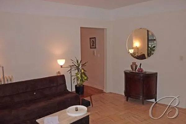 Sold by Bellmarc Realty | media 9
