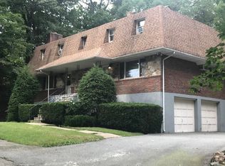 6 Wuester Ln, Haskell, NJ 07420