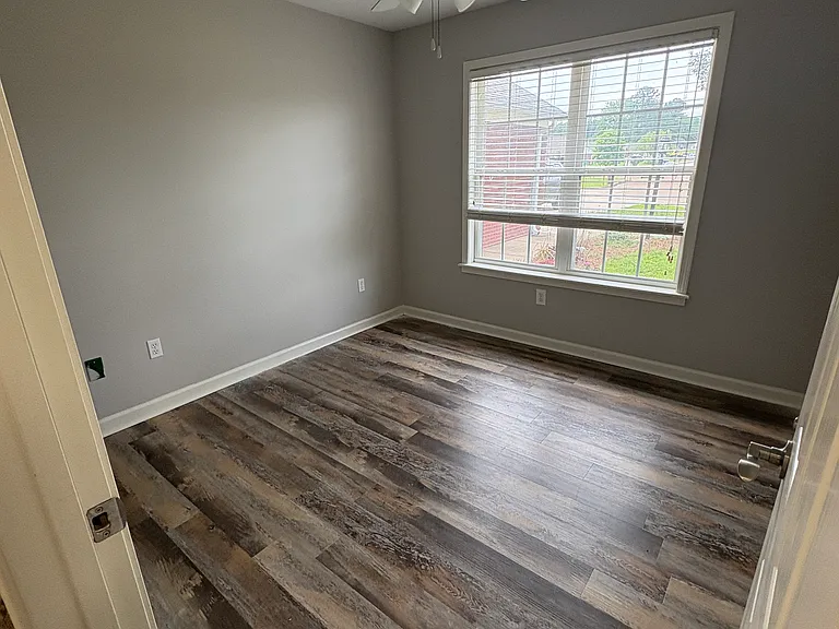 112 Franklin St — Photo 21